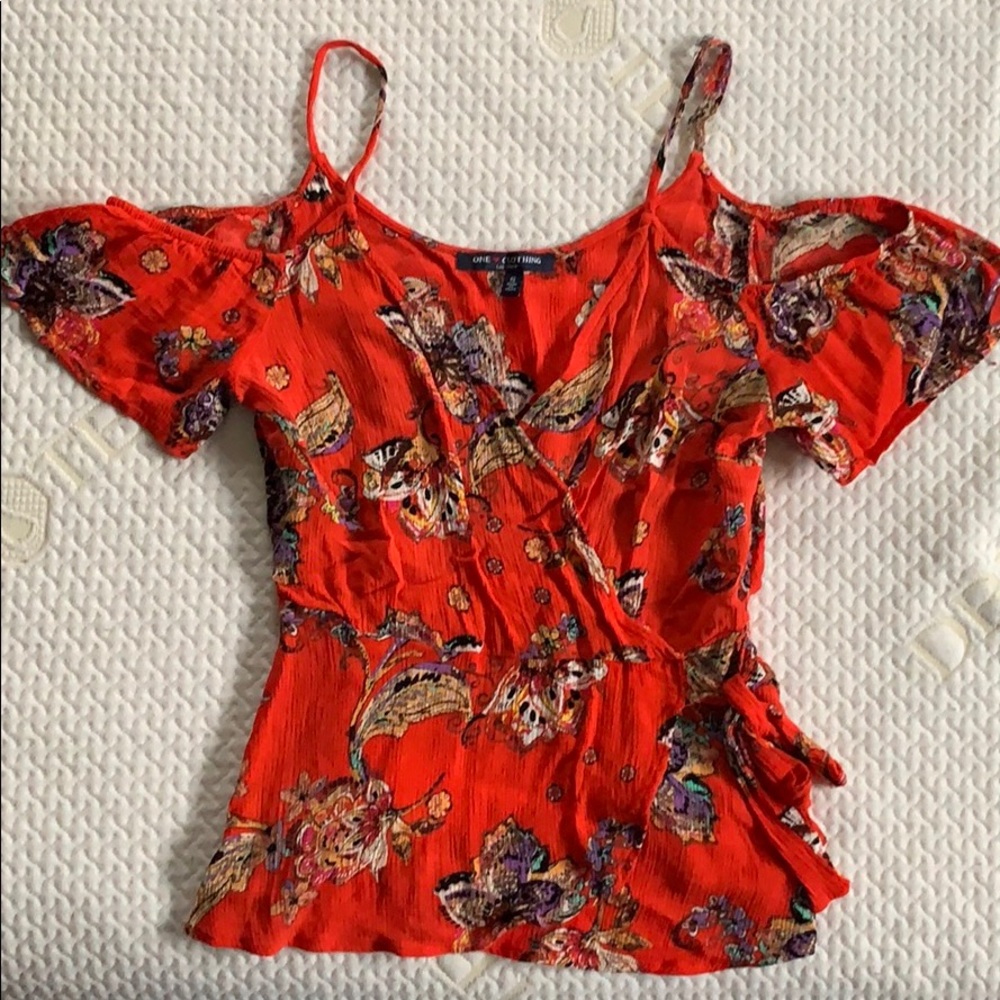 Red patterned cold shoulder shirt